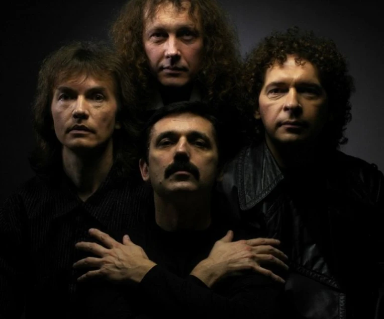 Queenmania - Queen Tribute
